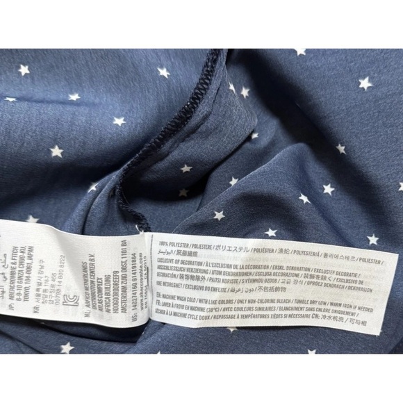 Abercrombie & Fitch Women’s XS Blouse Blue Star Long Sleeve V-Neck Relaxed Fit - Picture 7 of 7